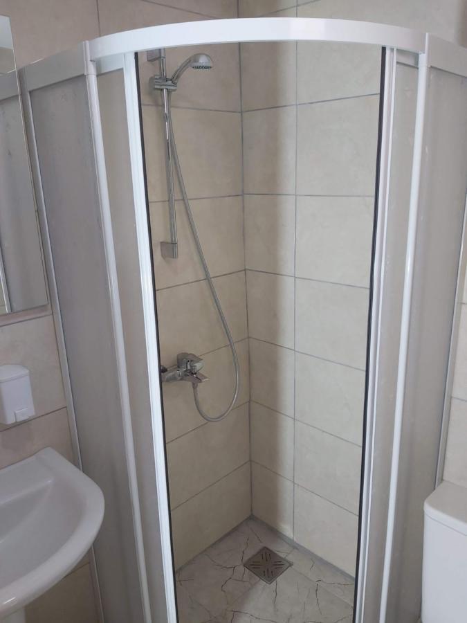 Compact Home Nikosia Bagian luar foto
