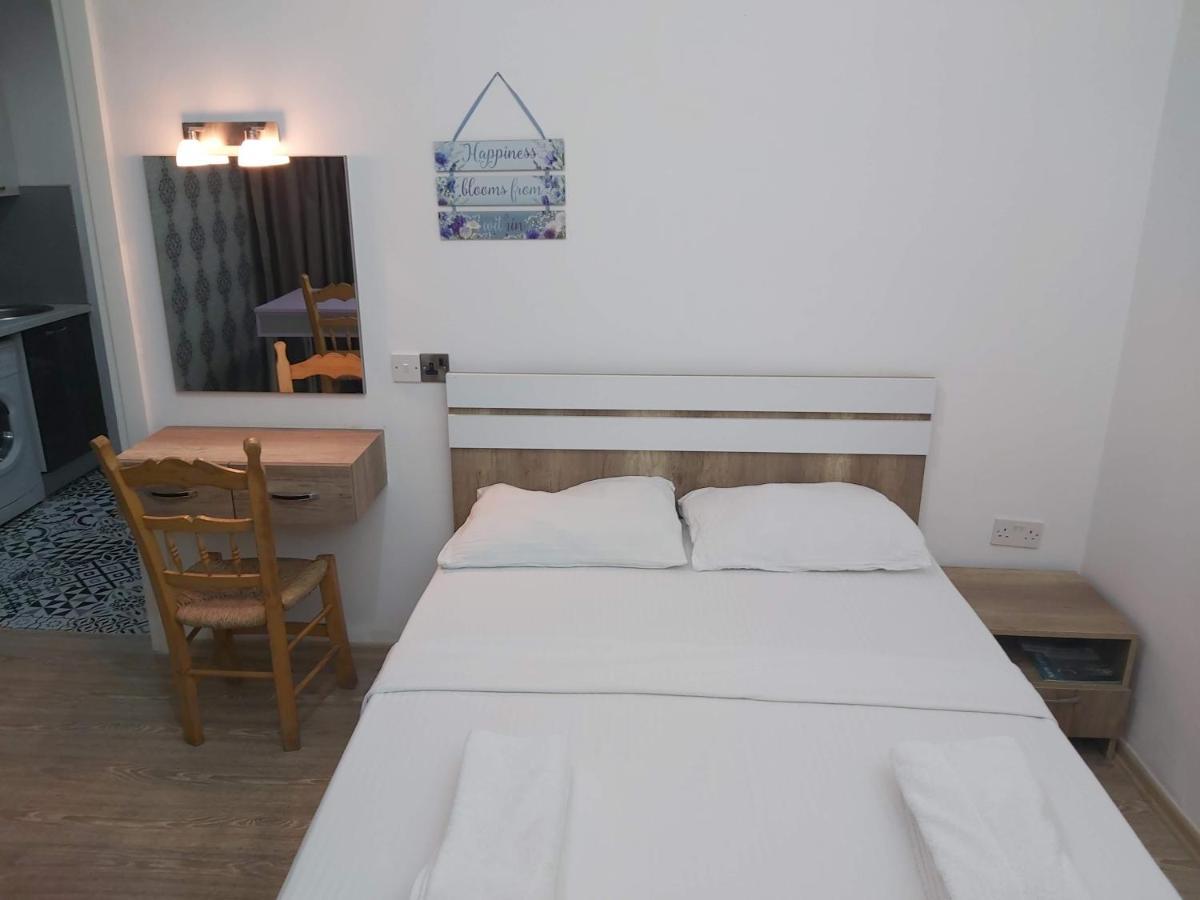 Compact Home Nikosia Bagian luar foto