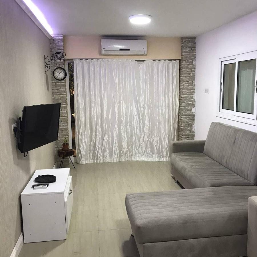 Compact Home Nikosia Bagian luar foto